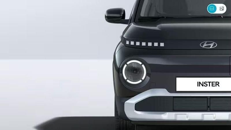 Neu Hyundai Inster Select 71 kW (97 PS) 2025 Schwarz Kleinwagen