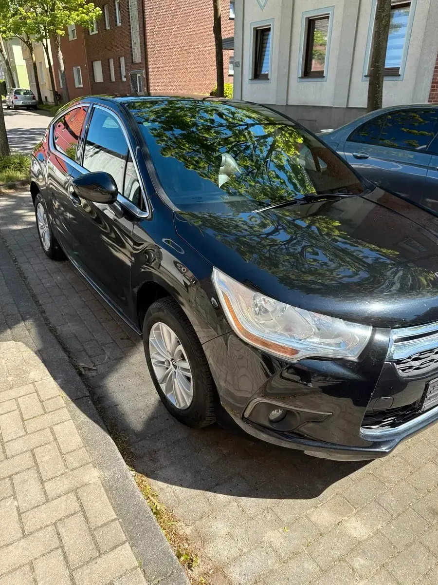 Gebraucht Citroën DS4 120 PS (88 kW) 2011 Schwarz Kleinwagen