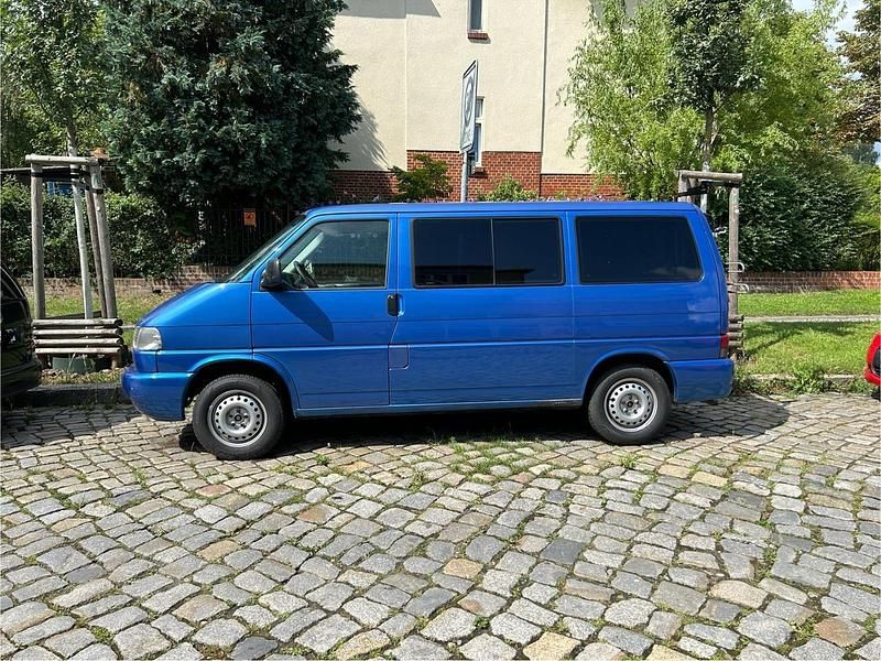 Używany VW T4 102 KM (75 kW) 1999 Niebieski Van