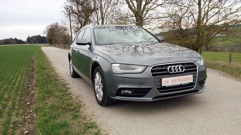 Gebraucht Audi A4 Ambiente 170 PS (125 kW) 2013 Grau Kombi