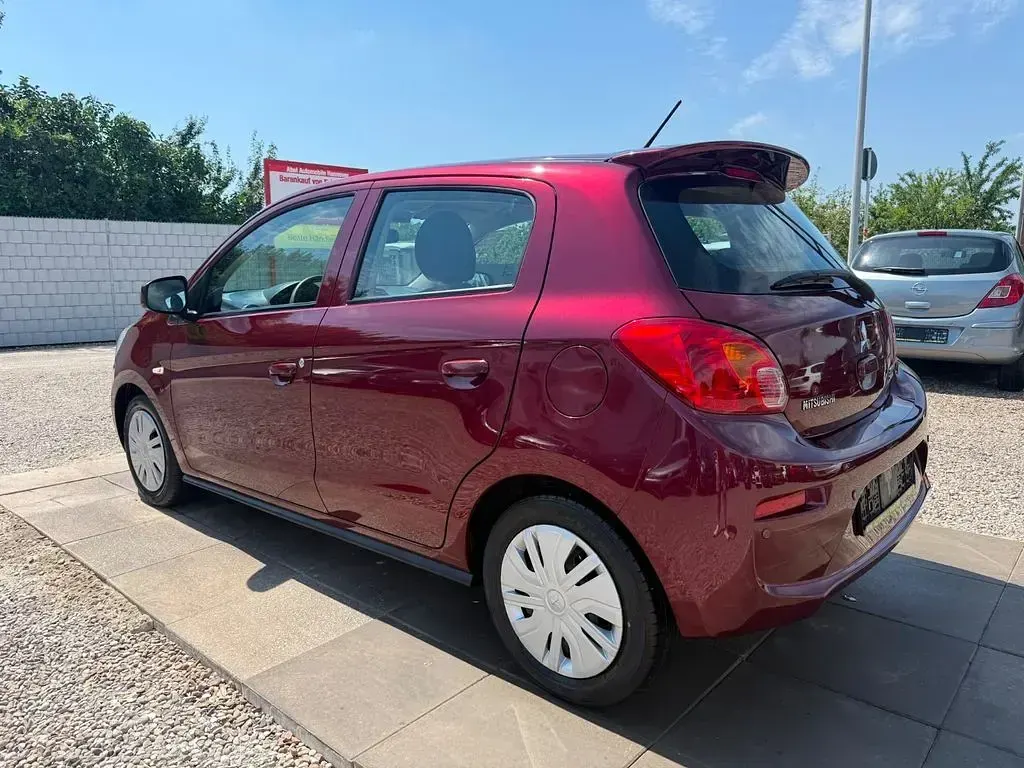Gebraucht Mitsubishi Space Star Diamant Edition 71 PS (52 kW) 2016 Bluish red Kleinwagen