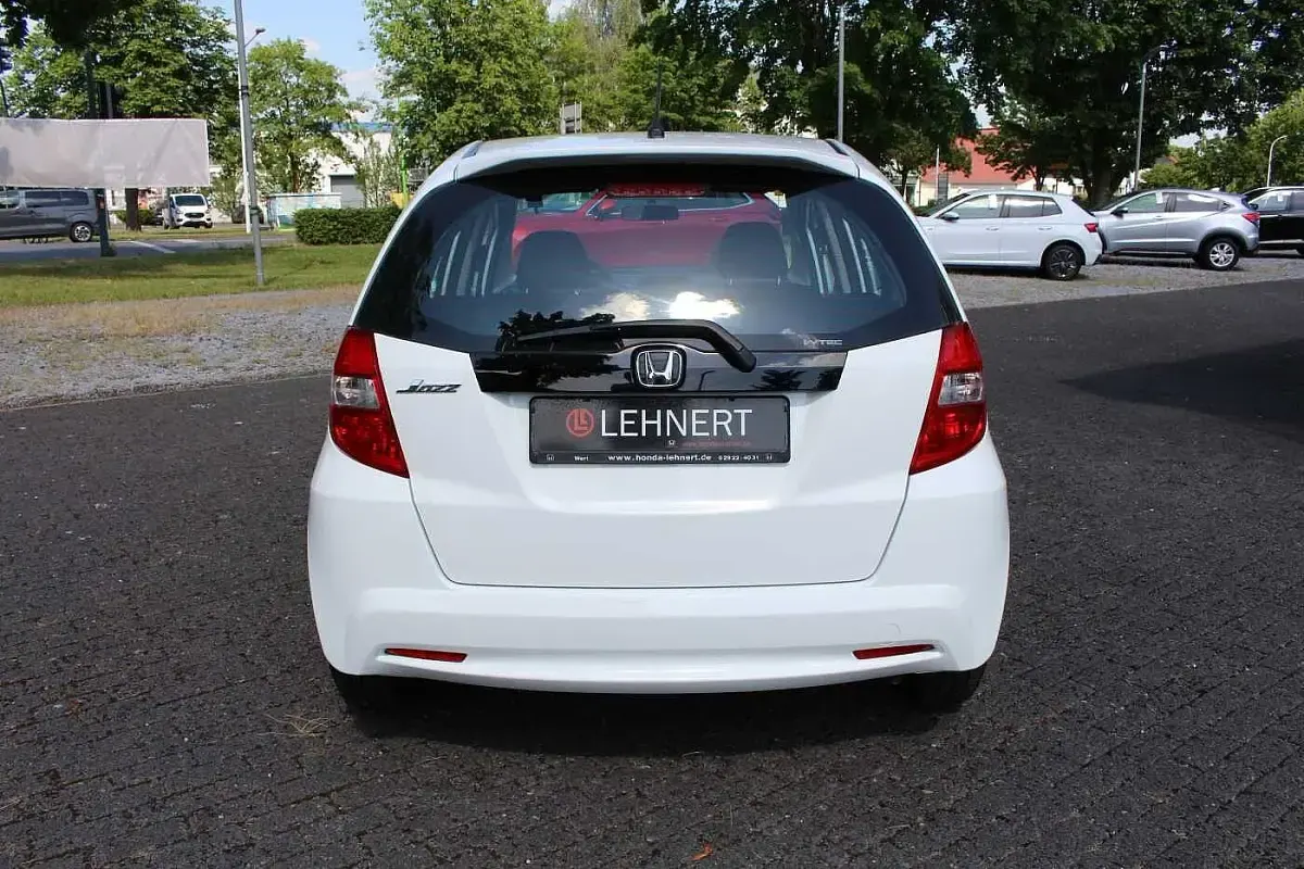 Gebraucht Honda Jazz 90 PS (66 kW) 2012 Weiß Kleinwagen