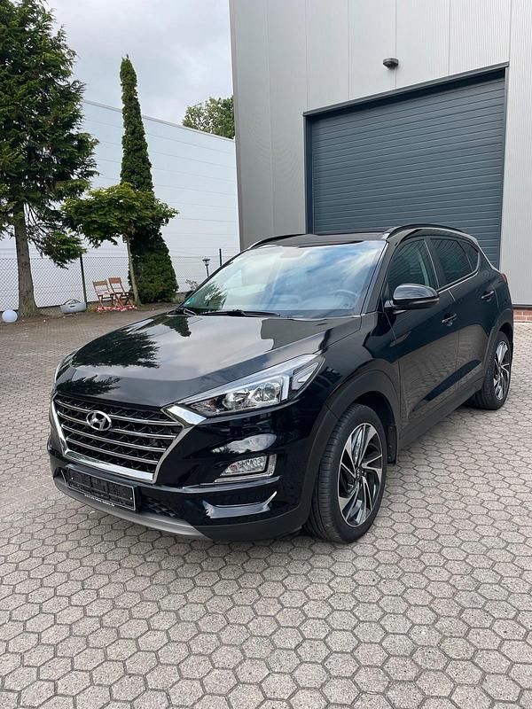 Schwarz Gebraucht 2020 Hyundai Tucson Premium SUV | 21.990 € - Bild 1/4