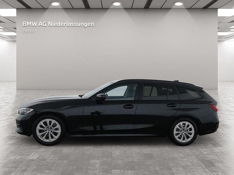 Gebraucht BMW 320 184 PS (135 kW) 2022 Schwarz Kombi