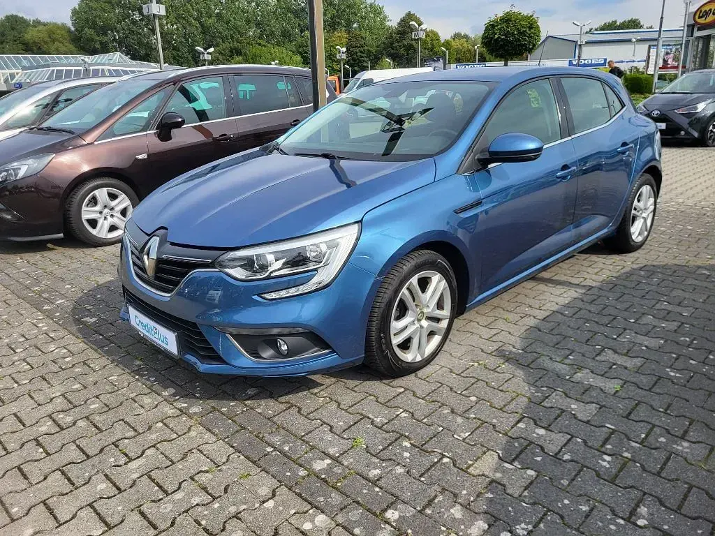Używany Renault Mégane Experience 101 KM (74 kW) 2016 Niebieski Sedan/Limuzyna