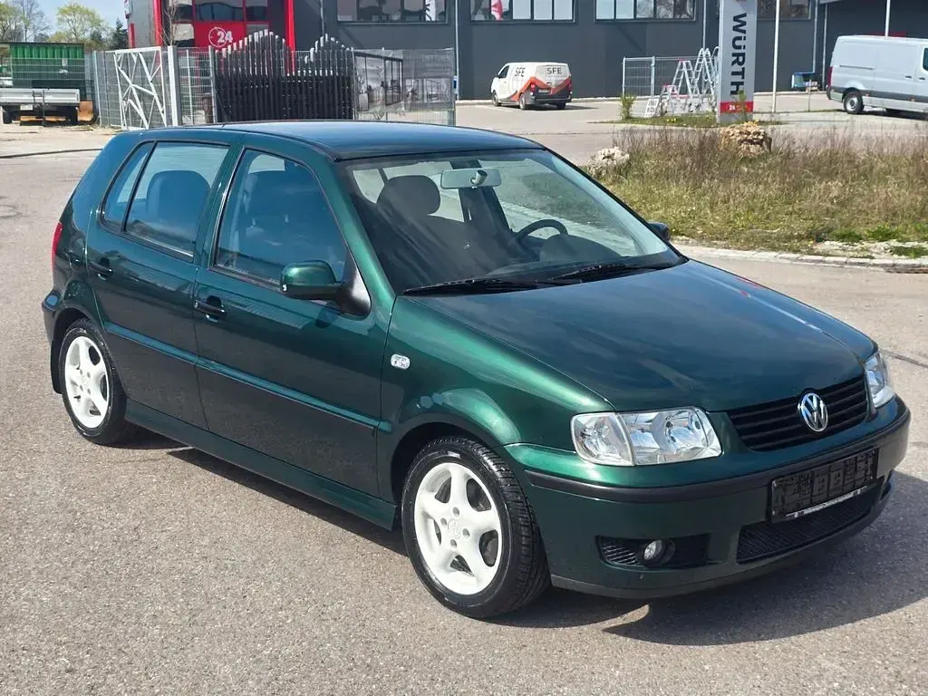Gebraucht VW Polo Comfortline 75 PS (55 kW) 2001 Grün Limousine