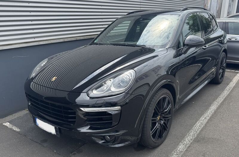 Schwarz metallic Gebraucht 2015 Porsche Cayenne S SUV | 30.000 € (Superpreis) - Bild 1/4
