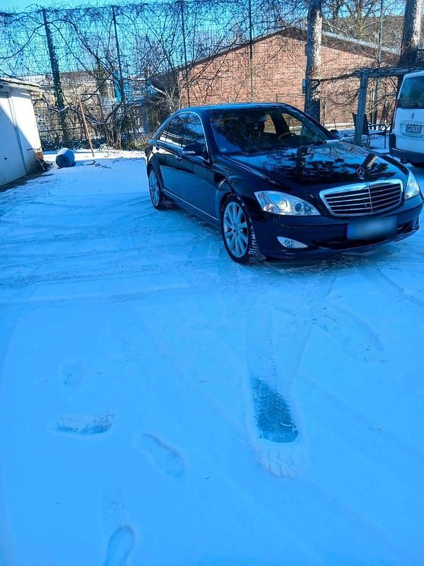 Gebraucht Mercedes S500 388 PS (285 kW) 2009 Schwarz Limousine