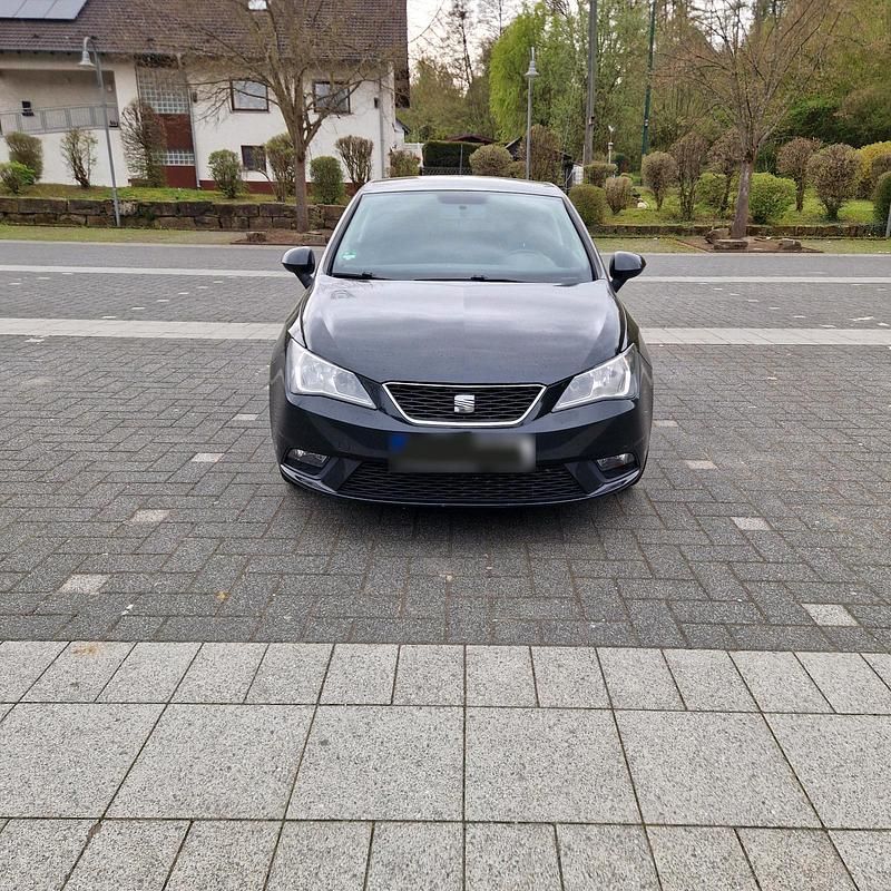 Gebraucht Seat Ibiza 69 PS (50 kW) 2012 Schwarz Kleinwagen