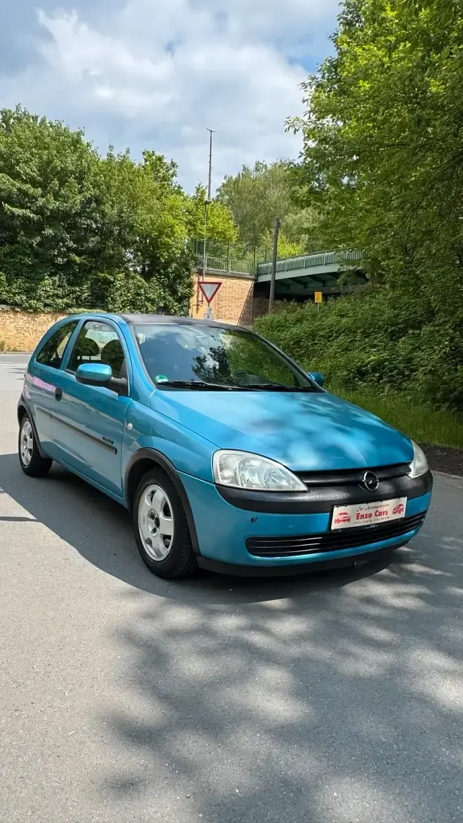 Gebraucht Opel Corsa 75 PS (55 kW) 2000 Blau Kleinwagen