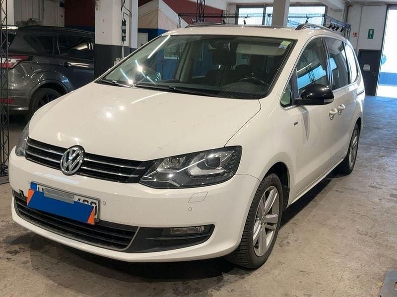 Gebraucht VW Sharan Match 170 PS (125 kW) 2012 Weiß Van / Kleinbus