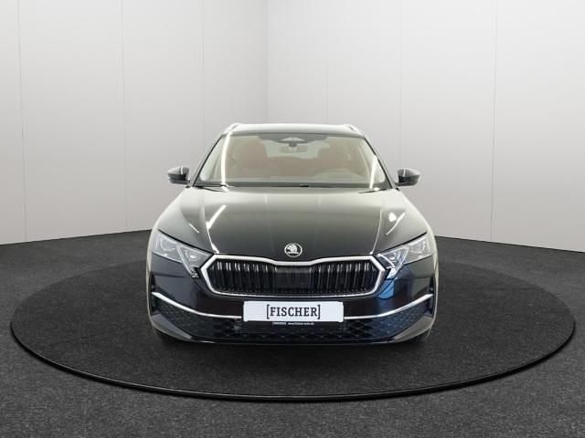 Gebraucht Skoda Octavia 150 PS (110 kW) 2025 Schwarzmagic perleffekt Kombi