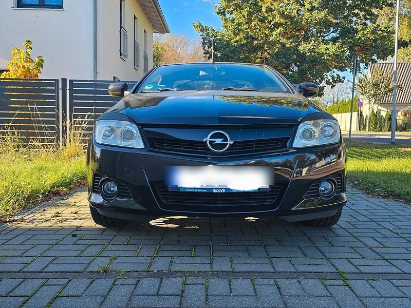 Gebraucht Opel Tigra 125 PS (91 kW) 2008 Schwarz Cabrio