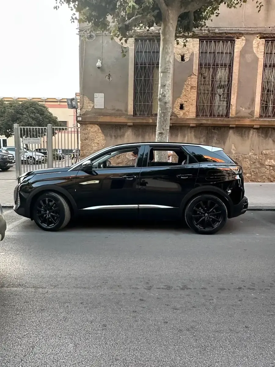 Gebraucht Peugeot 3008 225 PS (165 kW) 2022 Schwarz SUV