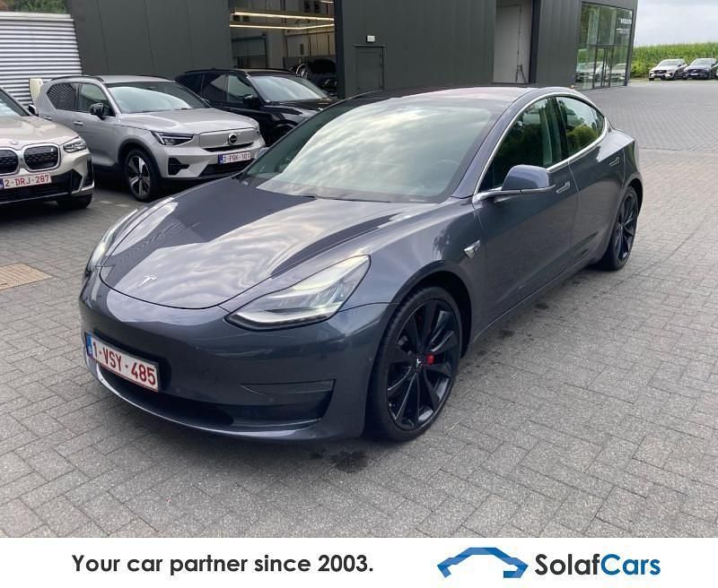 Grau Gebraucht 2019 Tesla Model 3 Limousine | 23.900 € (Fairer Preis) - Bild 1/4