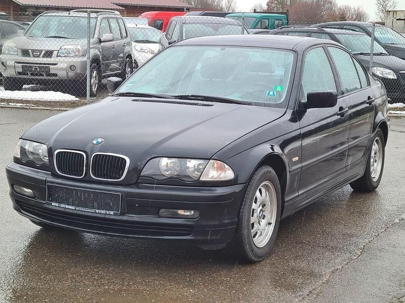 Gebraucht BMW 316 105 PS (77 kW) 2000 Schwarz Limousine