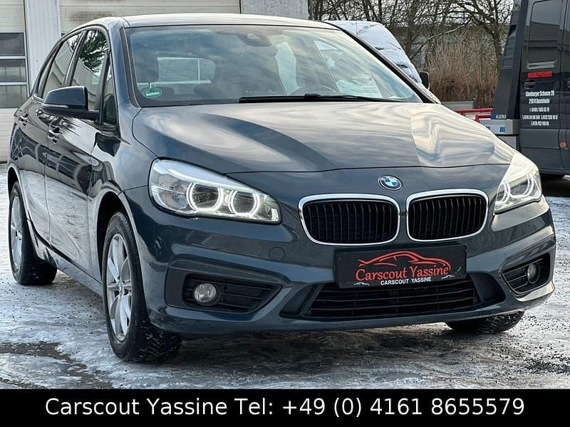 Grau Gebraucht 2018 BMW 218 Advantage Kombi | 14.490 € (Guter Preis) - Bild 1/4