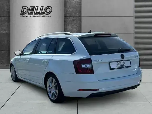 Gebraucht Skoda Octavia Ambition 150 PS (110 kW) 2020 Weiß Kombi