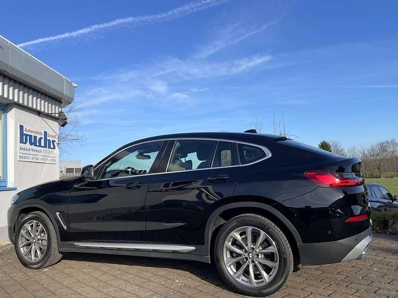 Gebraucht BMW X4 286 PS (210 kW) 2021 Schwarz uni SUV