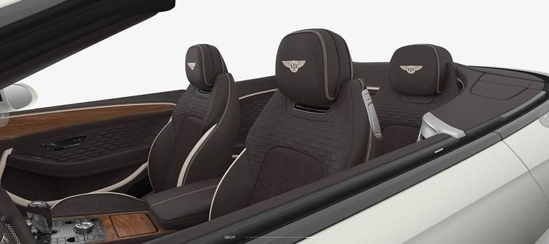 Neu Bentley Continental 782 PS (575 kW) 2026 Weiß Cabrio