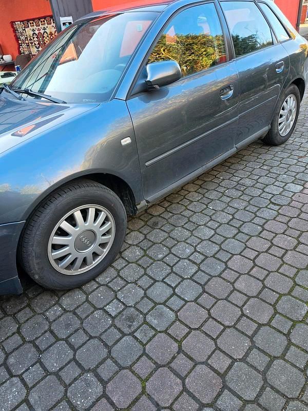 Gebraucht Audi A3 102 PS (75 kW) 2002 Kleinwagen