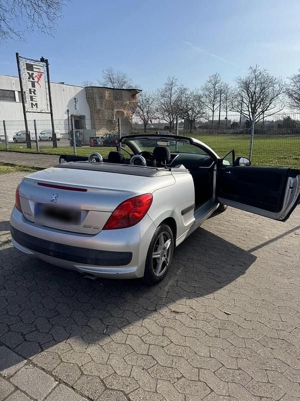 Gebraucht Peugeot 207 CC 2007 Grau Cabrio