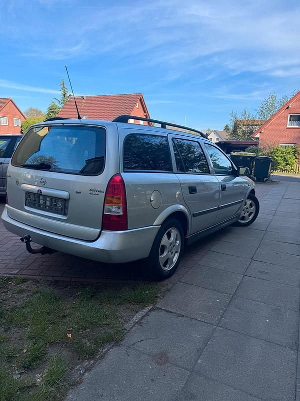 Second-hand Opel Astra 101 CP (74 kW) 2000 Break