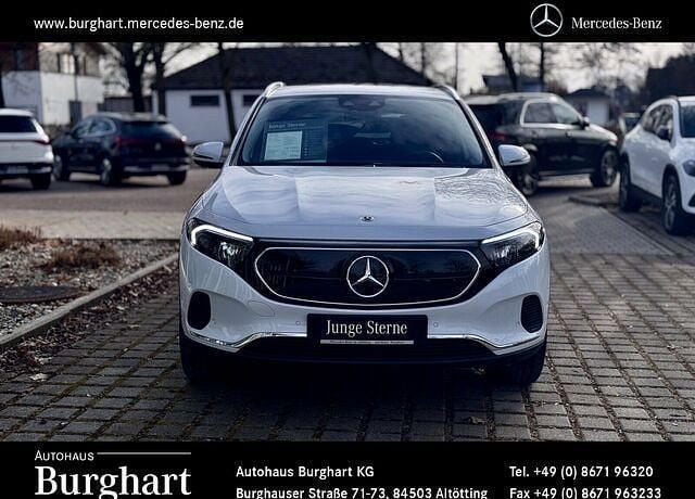 Gebraucht Mercedes EQA250 Advanced 139 kW (190 PS) 2023 Digitalweiß SUV