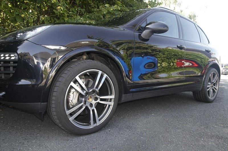 Schwarz Gebraucht 2014 Porsche Cayenne S SUV | 24.500 € - Bild 1/4