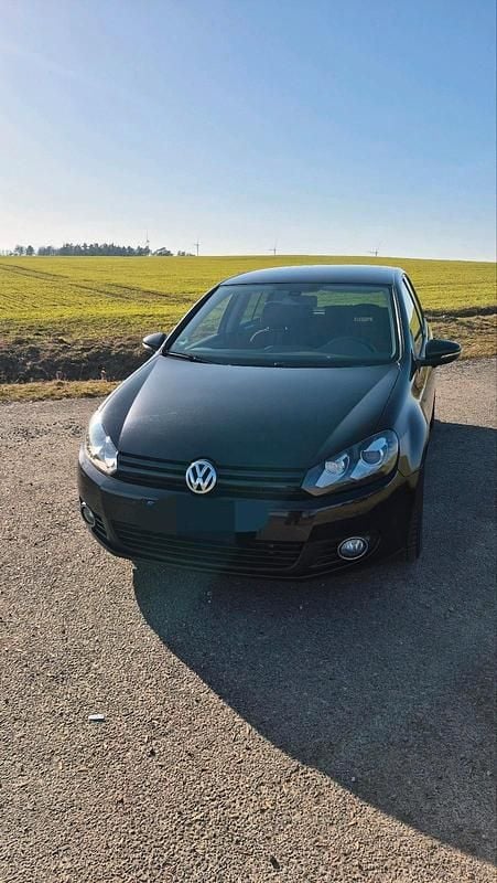 Gebraucht VW Golf VI 122 PS (89 kW) 2011 Schwarz Kleinwagen