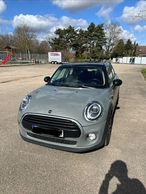 Gebraucht Mini Cooper 136 PS (100 kW) 2019 Schwarz Kleinwagen