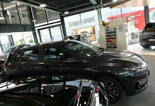 Gebraucht Hyundai i30 Trend 160 PS (117 kW) 2024 Grau Limousine