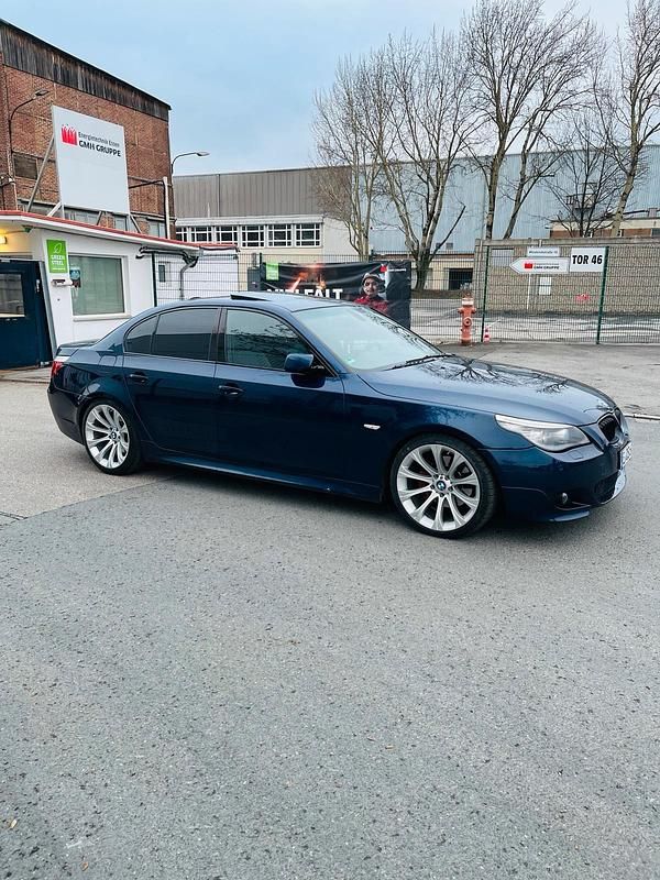 Gebraucht BMW 530 M Sport 235 PS (172 kW) 2009 Blau Limousine