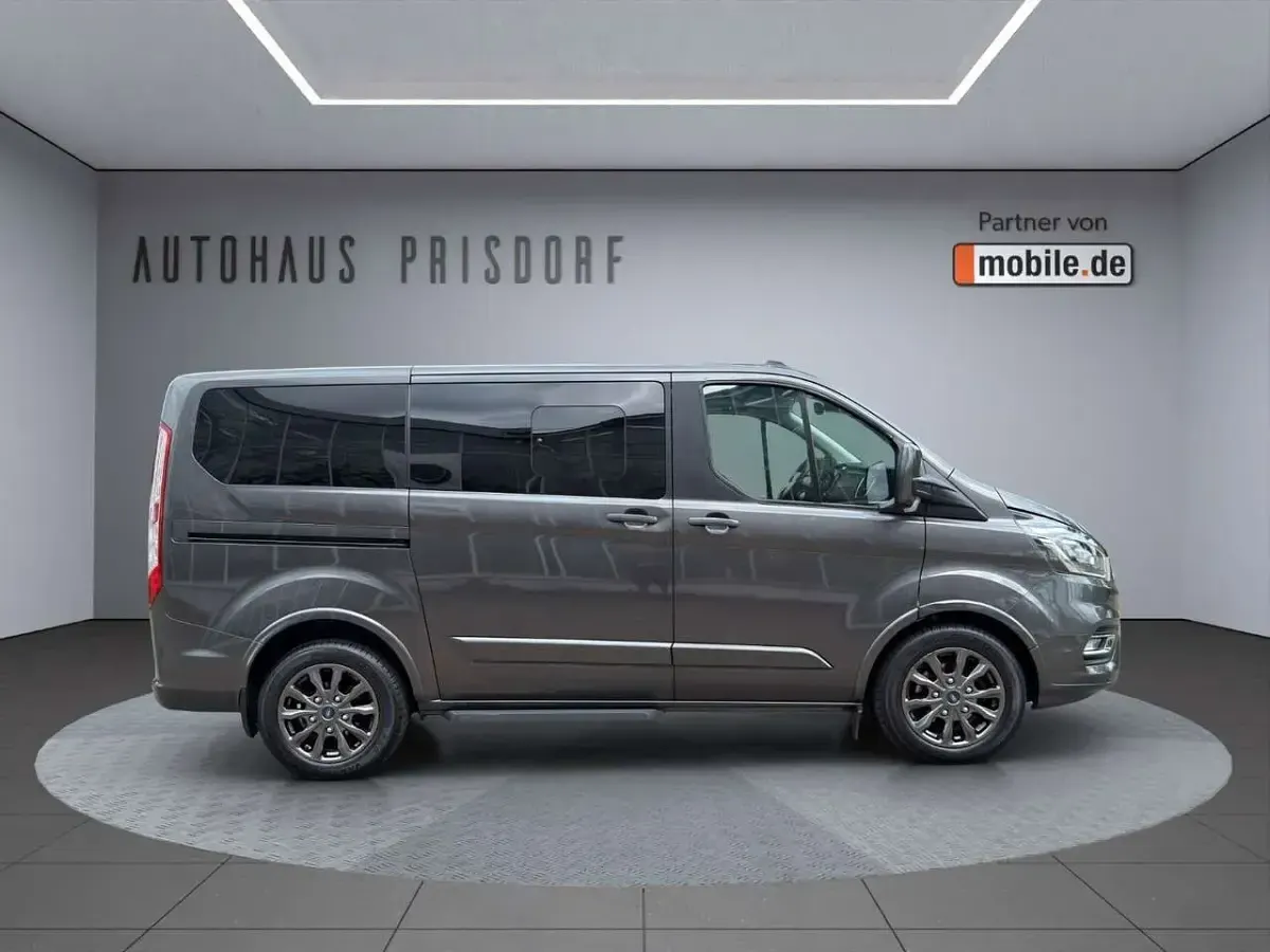 Gebraucht Ford Transit Tourneo 185 PS (136 kW) 2020 Magnetic Van / Kleinbus
