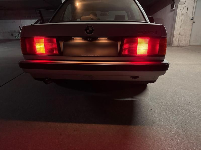 Gebraucht BMW 316 102 PS (75 kW) 1991 Silber Limousine