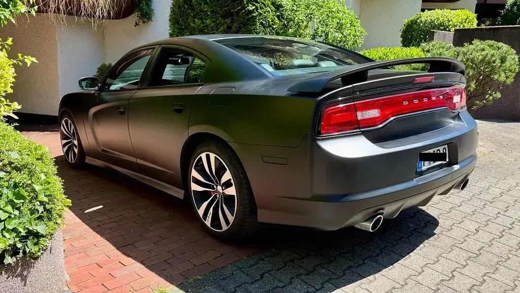 Gebraucht Dodge Charger 477 PS (350 kW) 2012 Schwarz Limousine