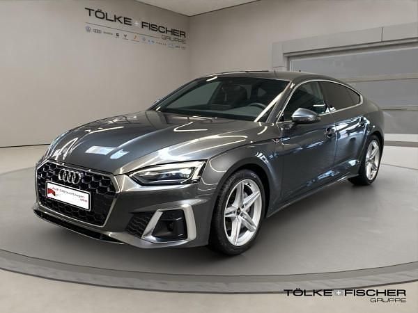 Grau (daytonagrau perleffekt) Gebraucht 2024 Audi A5 Sportback S-Line Limousine | 39.223 € (Superpreis) - Bild 1/4