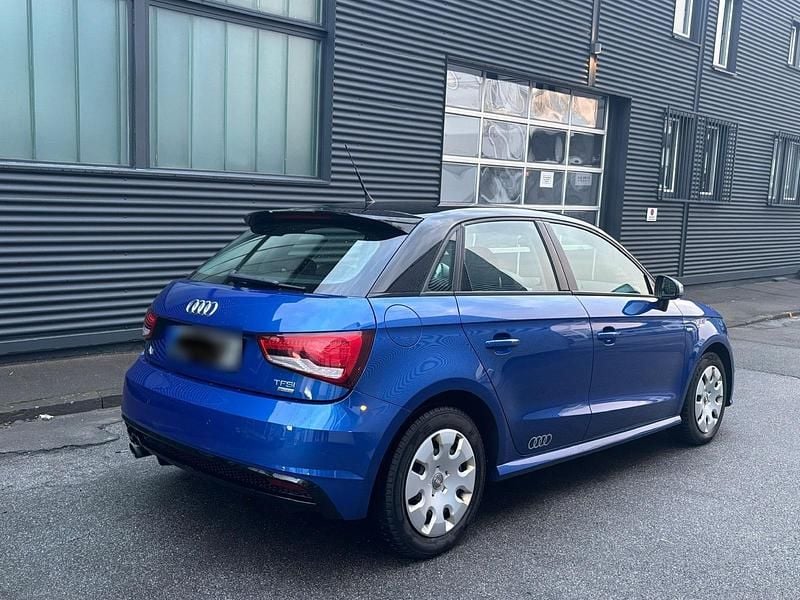 Gebraucht Audi A1 S-Line 95 PS (69 kW) 2018 Blau Kleinwagen