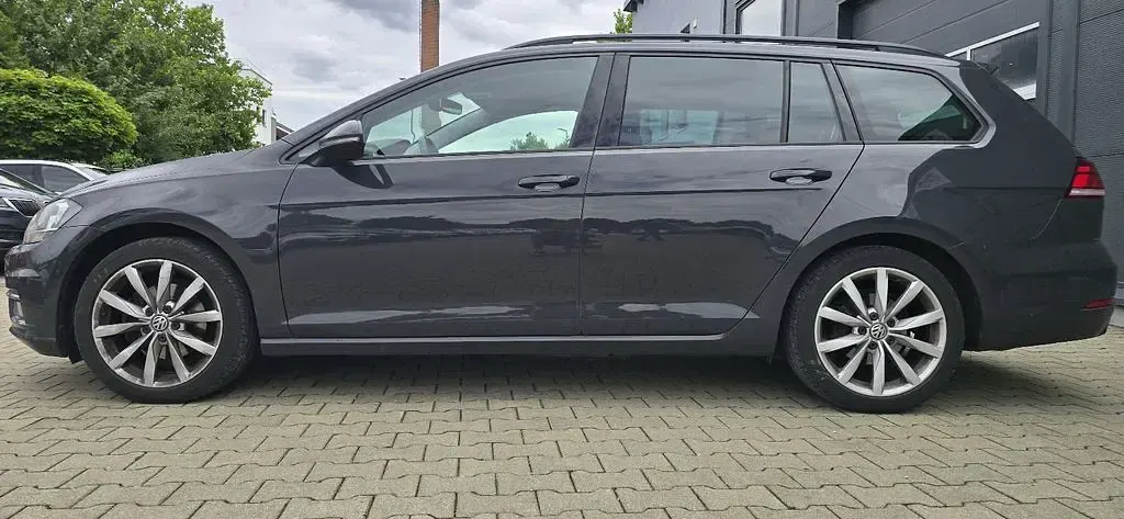 Gebraucht VW Golf VII Comfortline 150 PS (110 kW) 2020 Grau Kombi