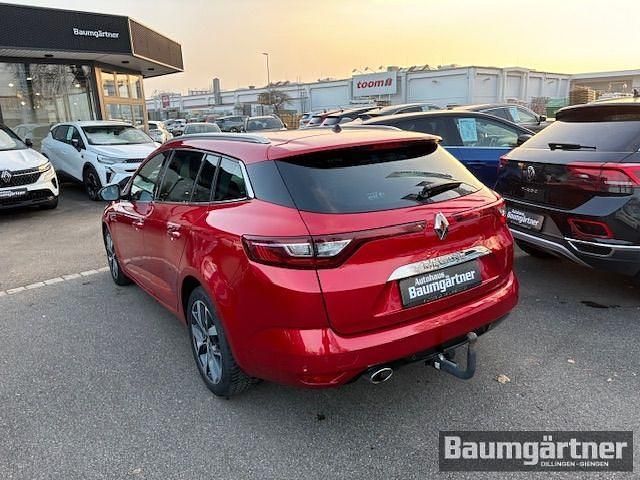 Gebraucht Renault Mégane GrandTour Bose Edition 163 PS (119 kW) 2018 Rot Kombi