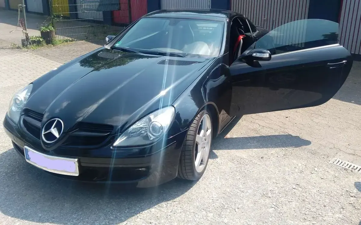 Gebraucht Mercedes SLK200 163 PS (119 kW) 2008 Schwarz Cabrio