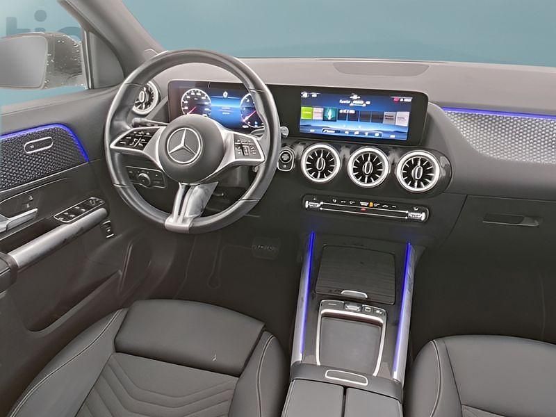 Gebraucht Mercedes GLA180 116 PS (85 kW) 2024 Schwarz SUV