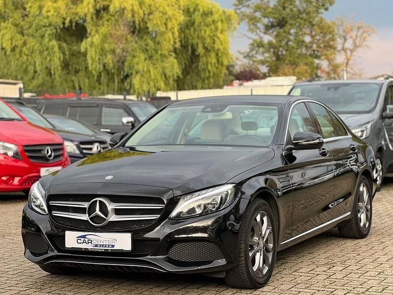 Schwarz Gebraucht 2015 Mercedes C200 Limousine | 14.900 € (Guter Preis) - Bild 1/4
