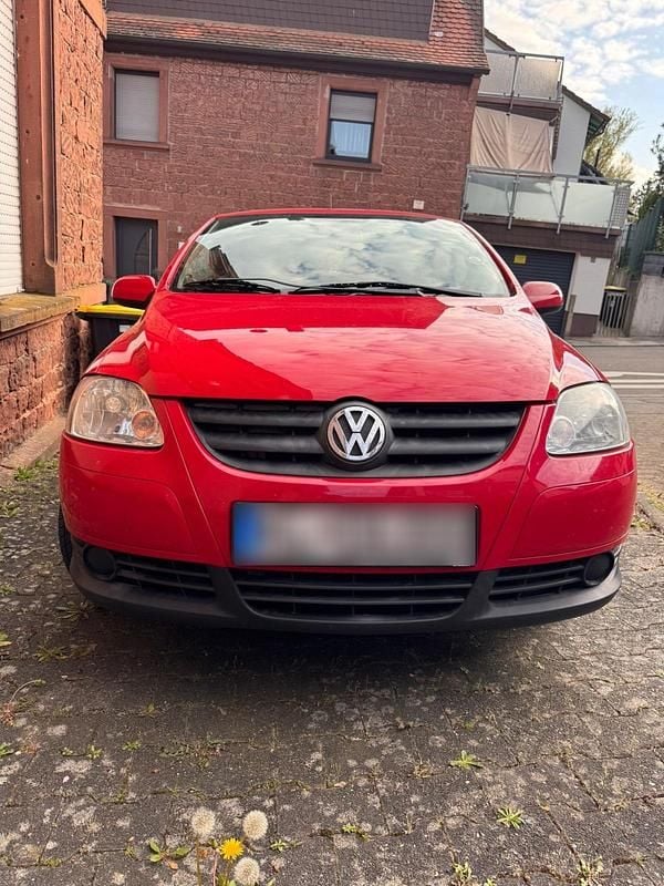 Second-hand VW Fox 60 CP (44 kW) 2011 Roșu Hatchback