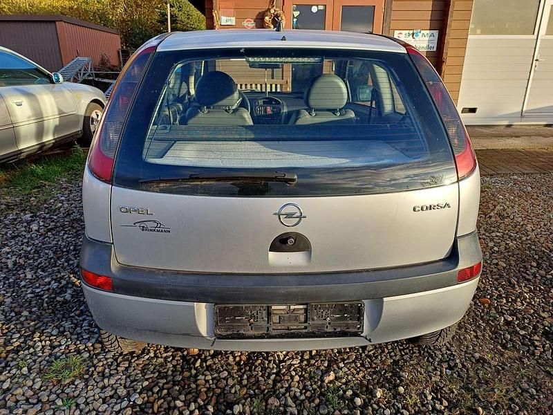 Gebraucht Opel Corsa 58 PS (42 kW) 2001 Silber Limousine