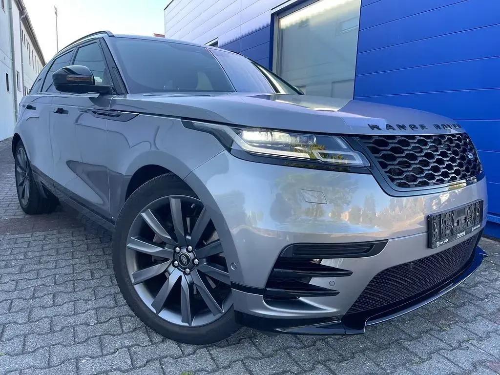 Gebraucht Land Rover Range Rover Velar SE Dynamic 300 PS (220 kW) 2020 Eiger grey SUV