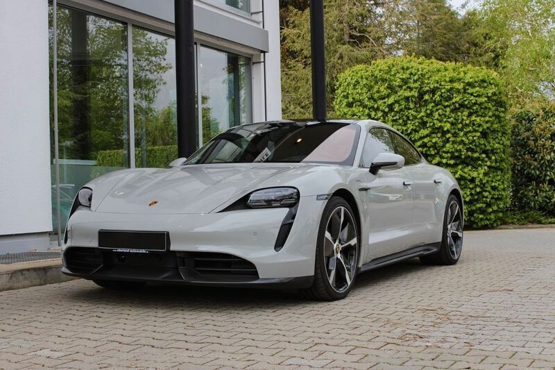 Kreide Gebraucht 2022 Porsche Taycan Turbo S Limousine | 144.900 € - Bild 1/4