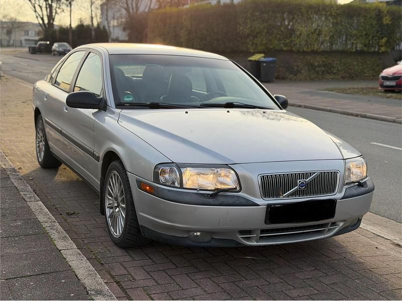 Silber Gebraucht 2000 Volvo S80 Limousine | 1.300 € (Superpreis) - Bild 1/4