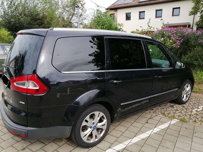 Schwarz Gebraucht 2011 Ford Galaxy Titanium Van / Kleinbus | 4.000 € (Fairer Preis) - Bild 1/4
