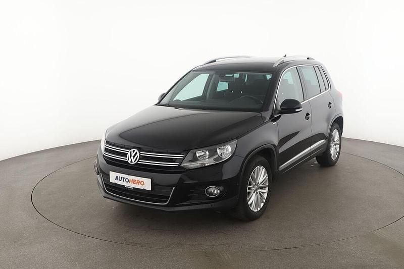 Schwarz Gebraucht 2015 VW Tiguan Sportline SUV | 13.540 € (Fairer Preis) - Bild 1/3